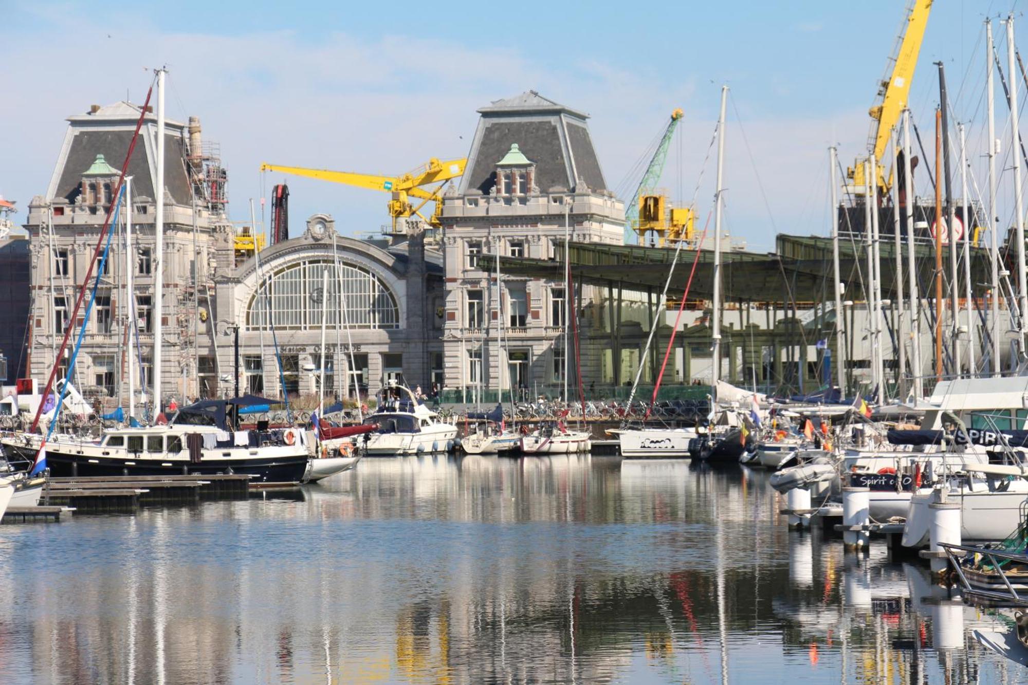 Marina Mercator Oostende Bagian luar foto
